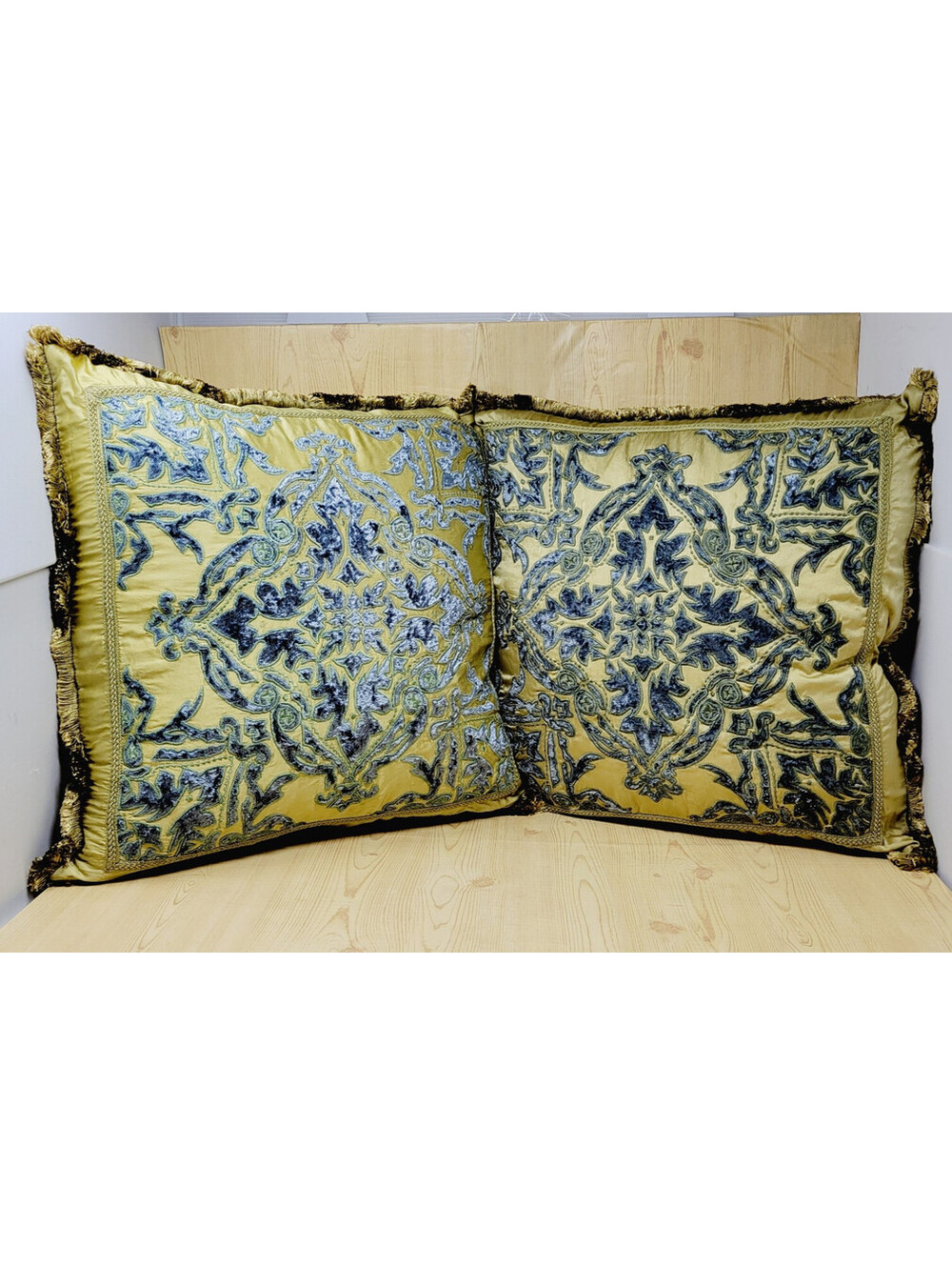 2 Gerry Nichol Ornate Duck Feathers & Down Stuffed Throw Pillows 24X24